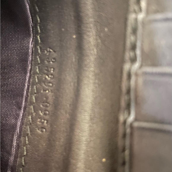 Gucci GG Supreme Sherry Line Wallet - Picture 2 of 8